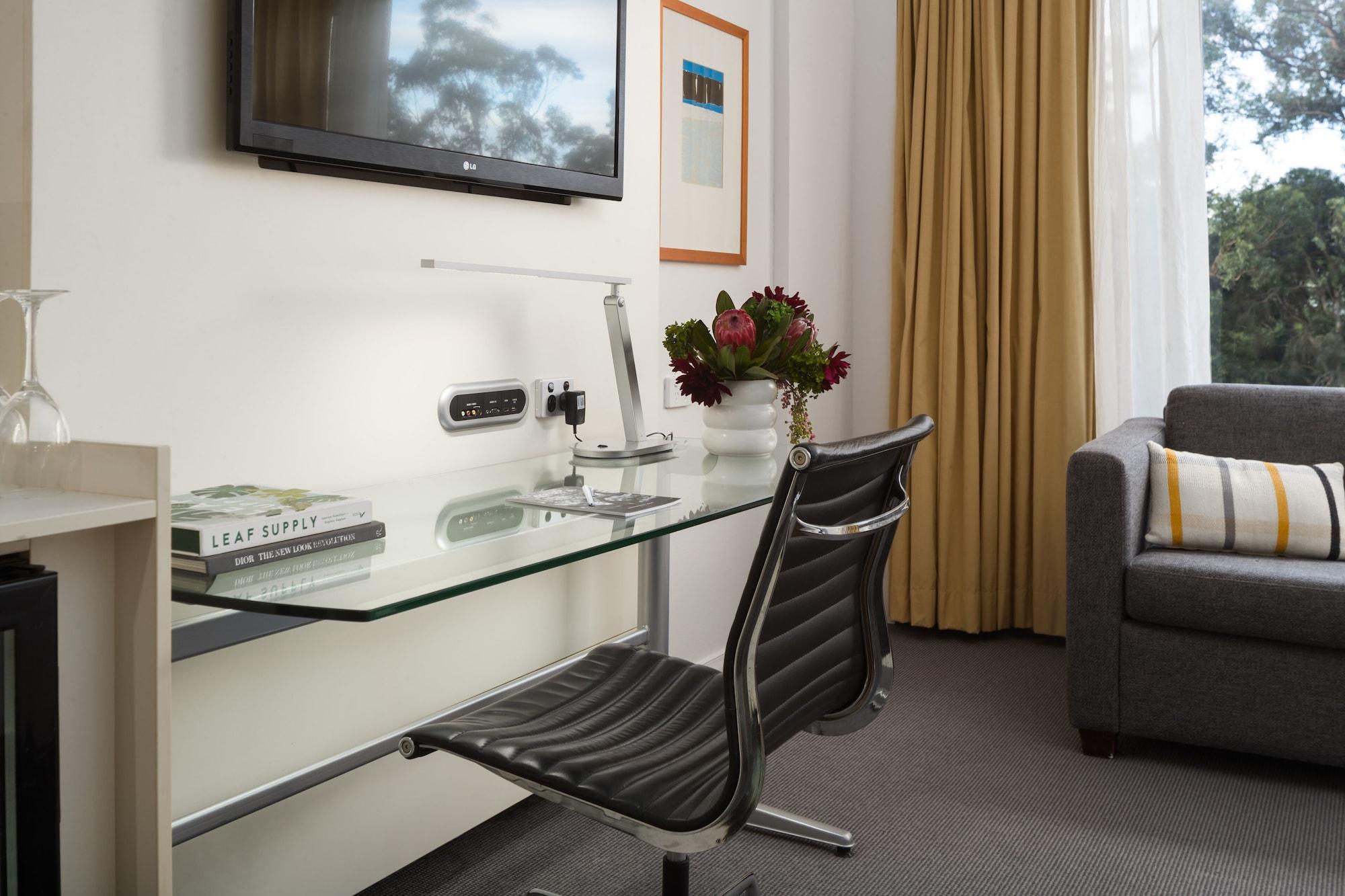 Rydges Bankstown Hotel Buitenkant foto