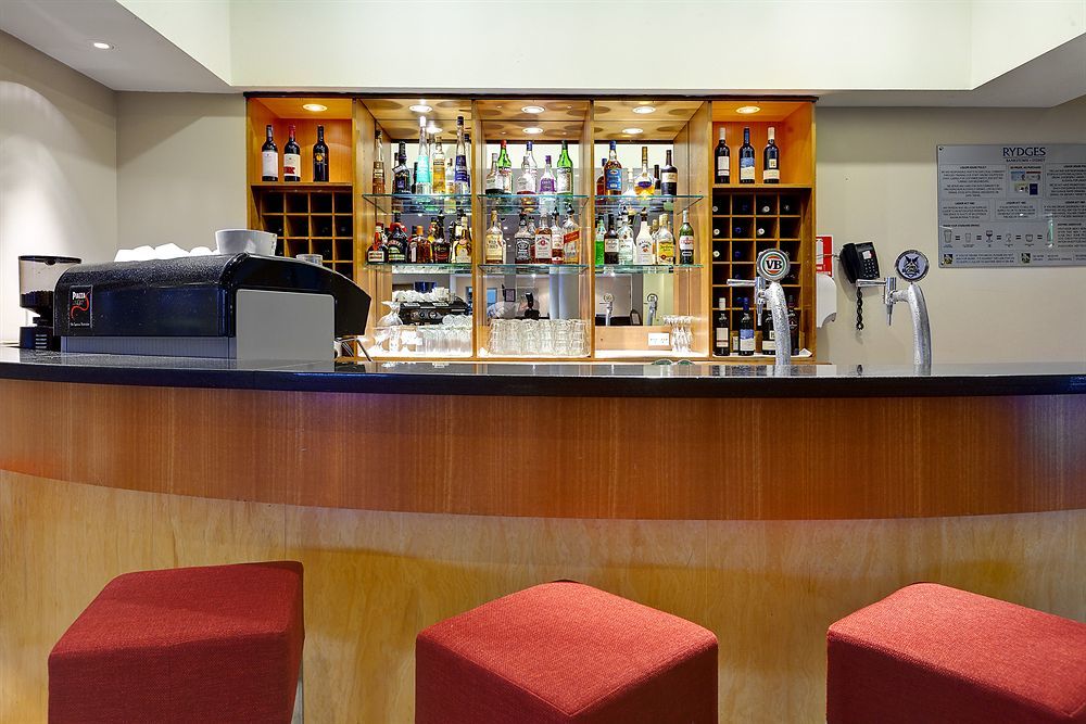 Rydges Bankstown Hotel Buitenkant foto